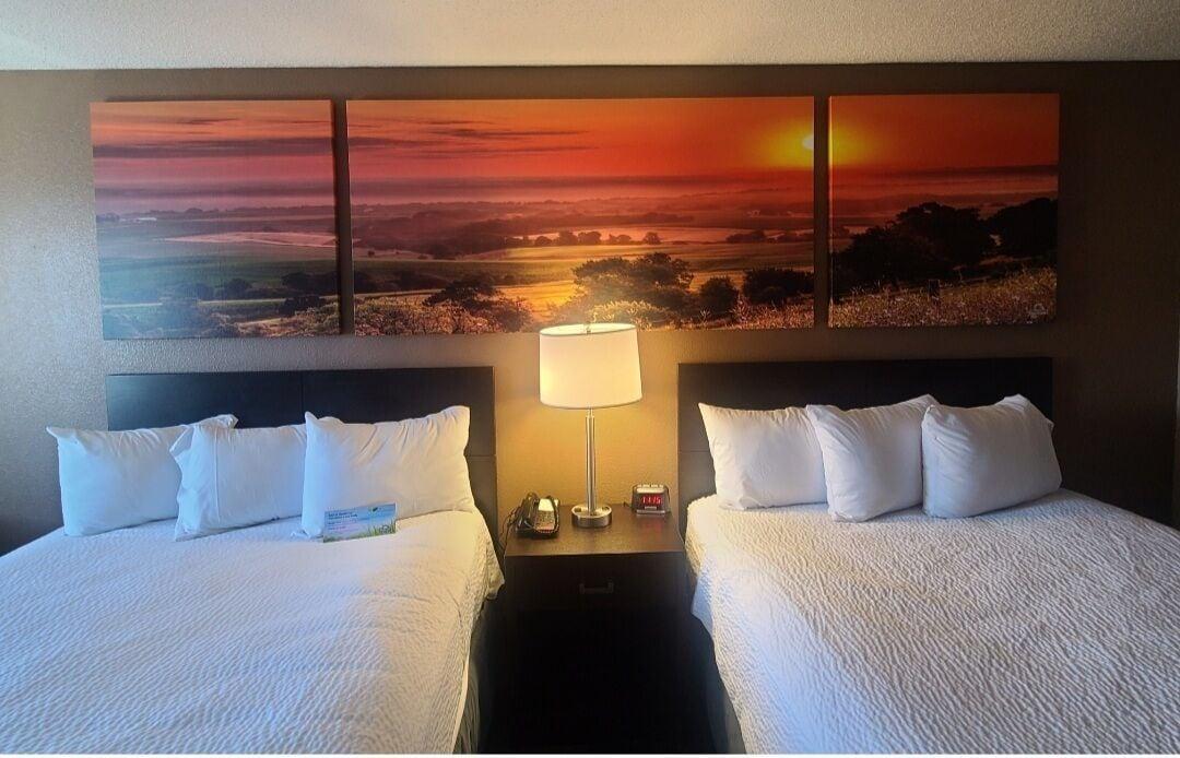 Days Inn By Wyndham Watertown Eksteriør bilde